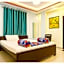 Goroomgo Shivay Guest House Godowlia Varanasi
