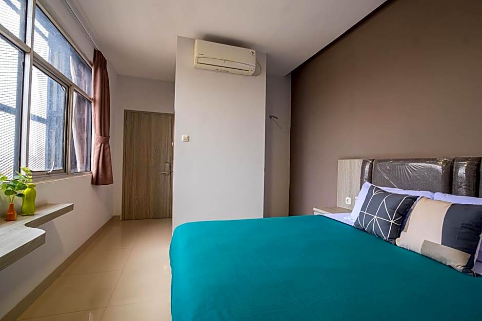 Kelowna Mangga Besar by AbdiHome