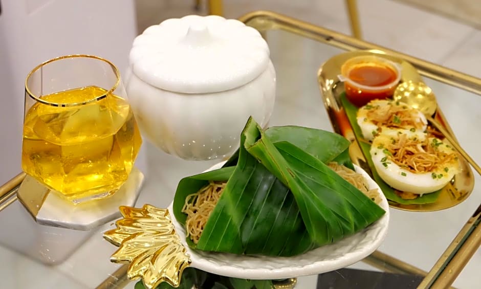 Isara Boutique Hotel and Cafe