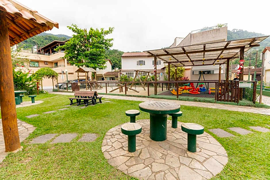 Apto a 800m da Praia do Jardim em Angra dos Reis