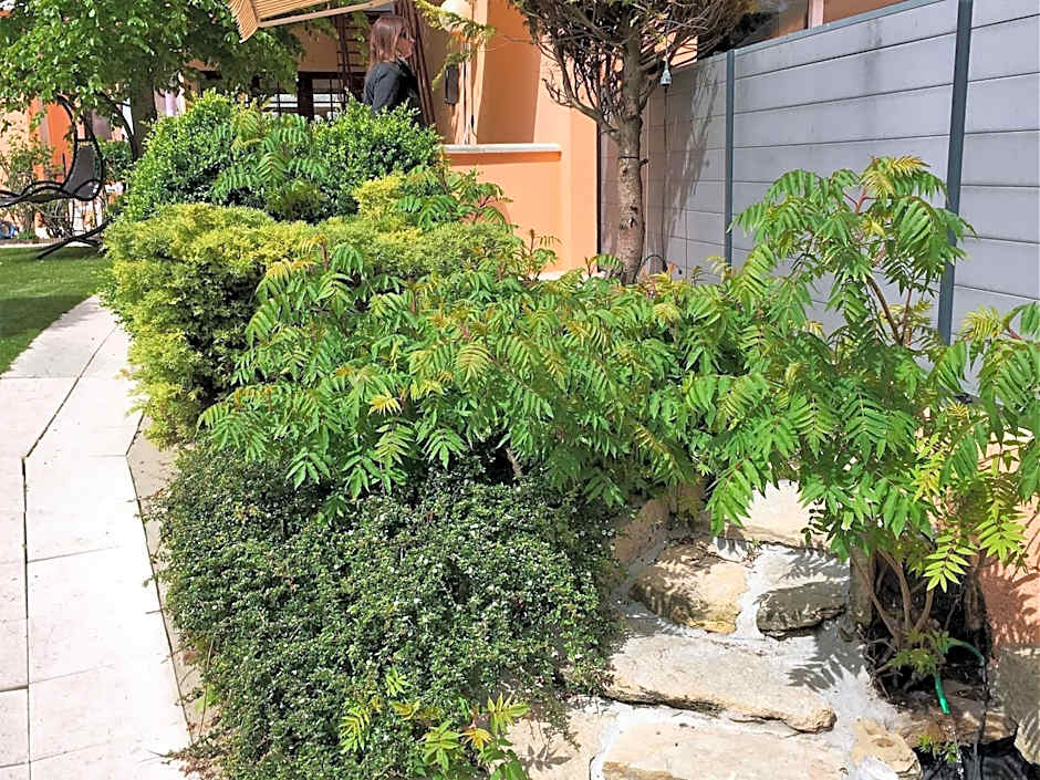 Hôtel et Appart 'hôtel Chez Gino ETAPLES-Le Touquet