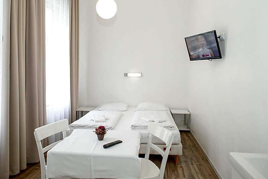 Timeout City Hotel, 5 min to city center, Self Check In