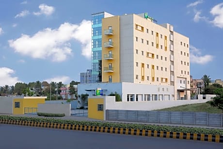 Holiday Inn Express Nashik Indira Nagar