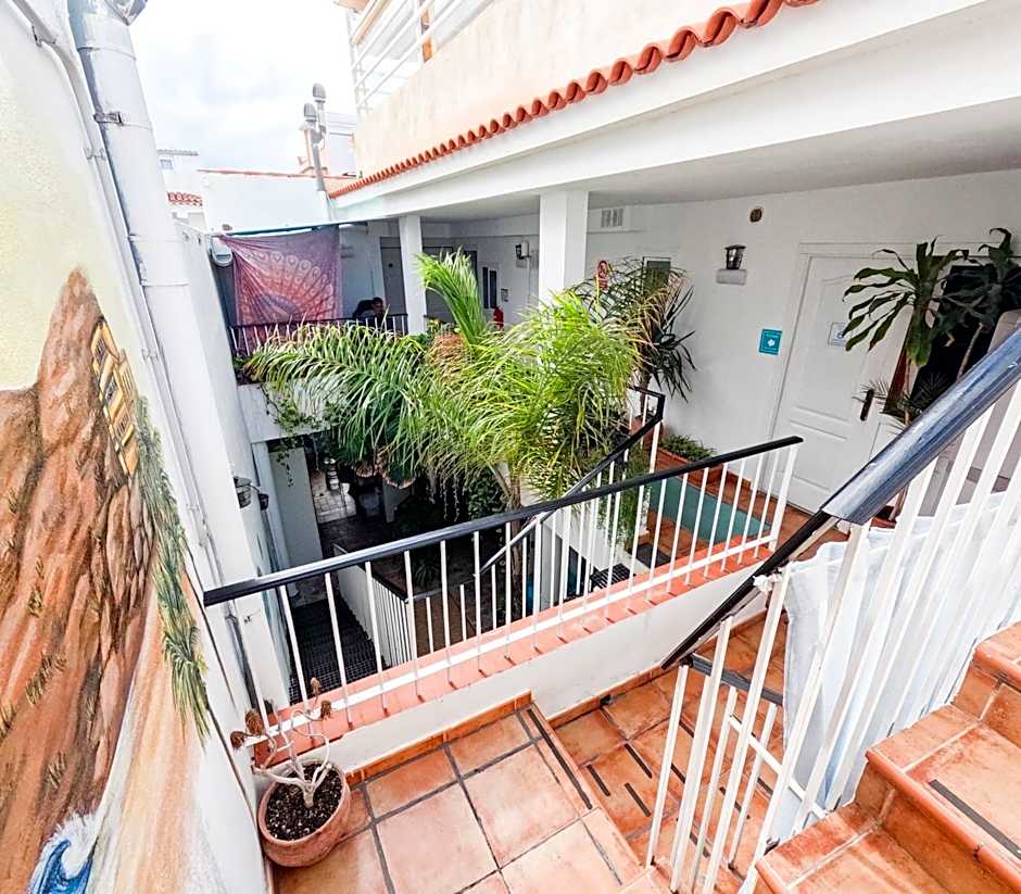 Puerto Nest Hostel