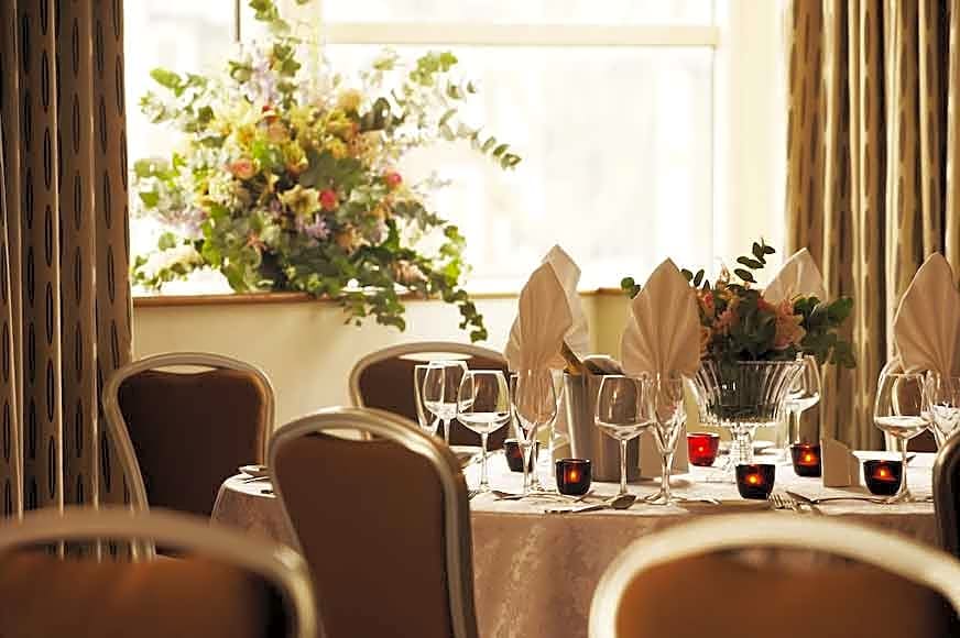 Clayton Hotel Chiswick