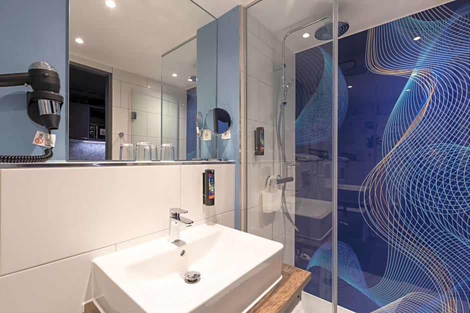 Holiday Inn - the niu, Wave Karlsruhe Oststadt By IHG