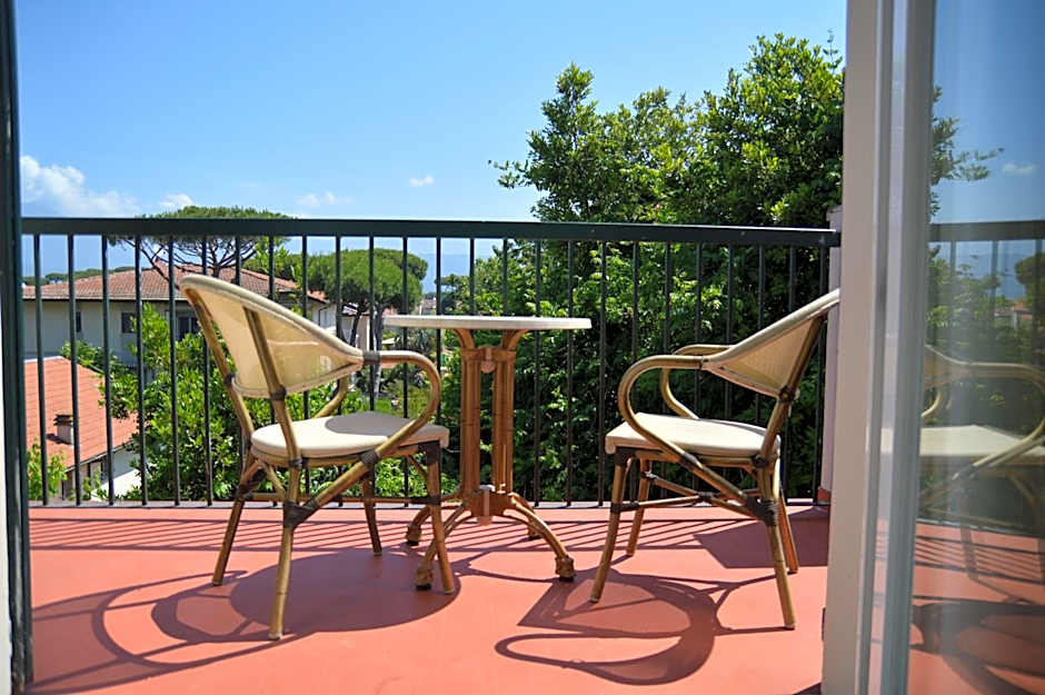 Hotel Club i Pini - Residenza d'Epoca in Versilia