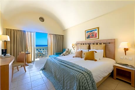 Twin Room - Sea Front