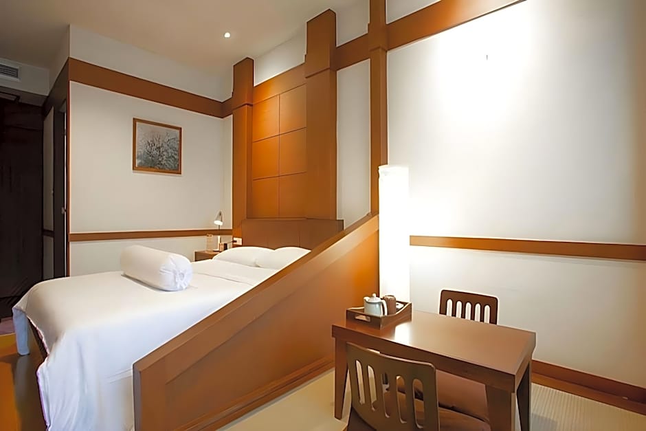 Baan Kashiwaya – Bangkok, NY