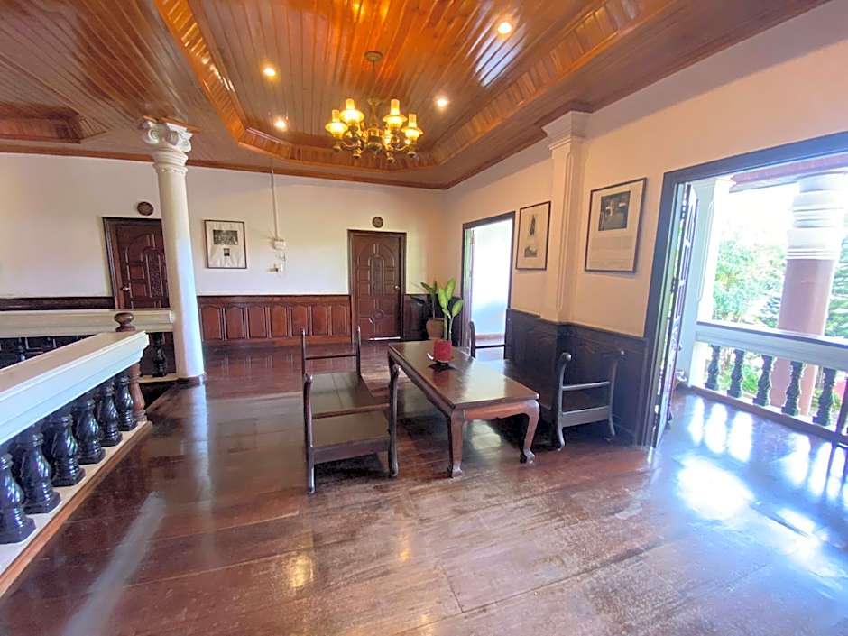 Vangsavath Hotel