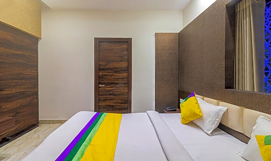 Treebo Shree Anand Dham, Vrindavan