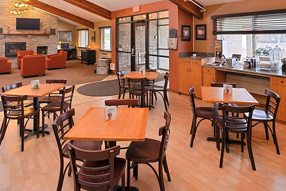 AmericInn by Wyndham St. Cloud MN I-94