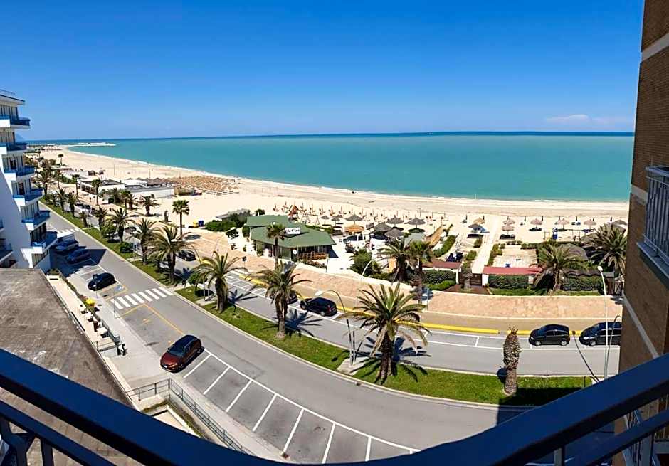 SKY BEACH