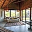 Amakhosi Safari Lodge