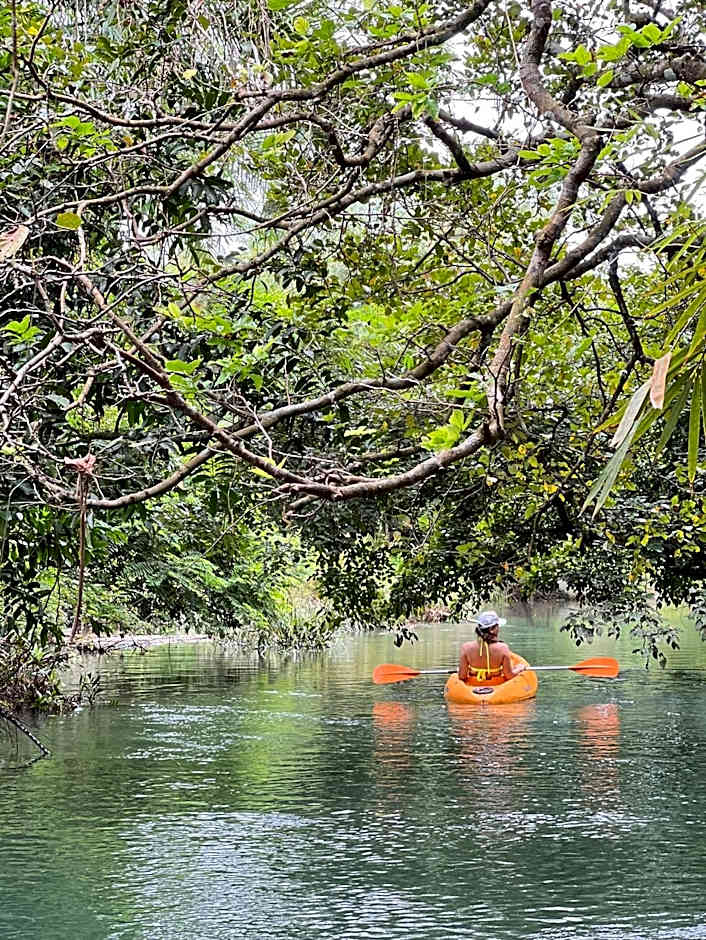 สวนลุงวรRanongGlamping