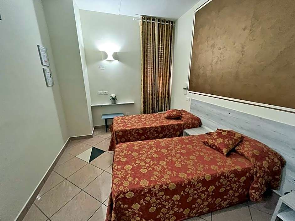 HOTEL IL PARCO - Free Parking & On-Site Dining -3- STAR SUPERIOR COMFORT