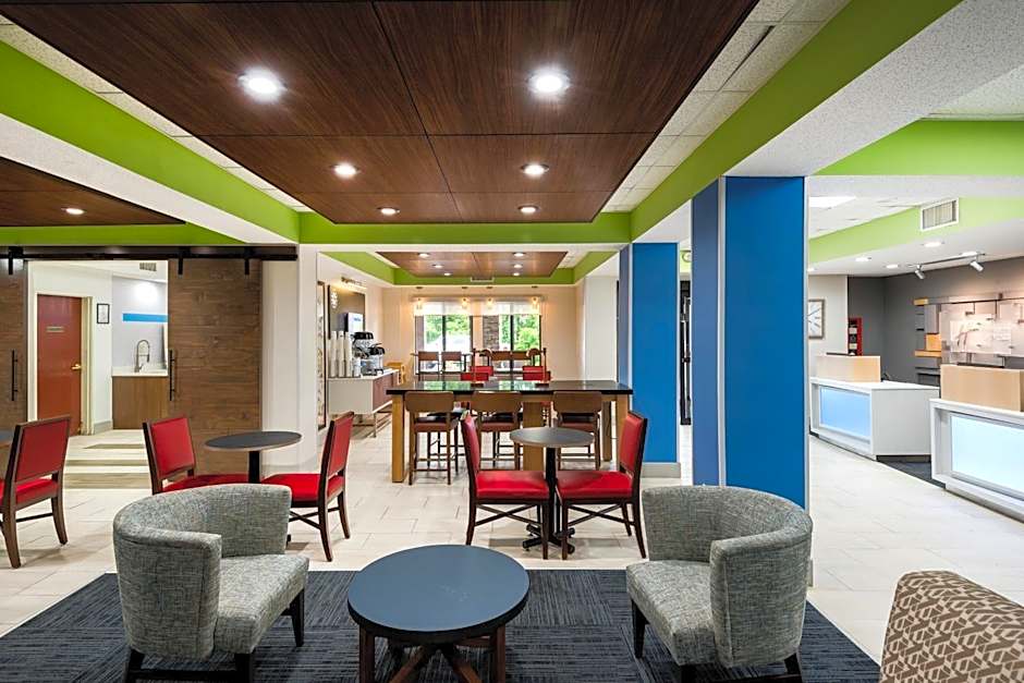 Holiday Inn Express Hillsville By IHG