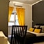 Le Coq Suites