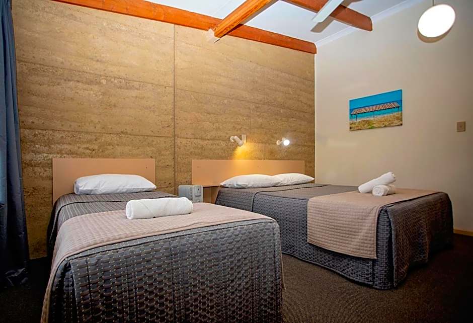 Hopetoun Motel & Chalet Village