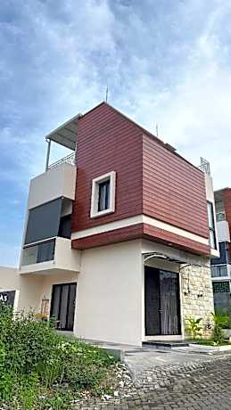 Magnolia Villa Shafa