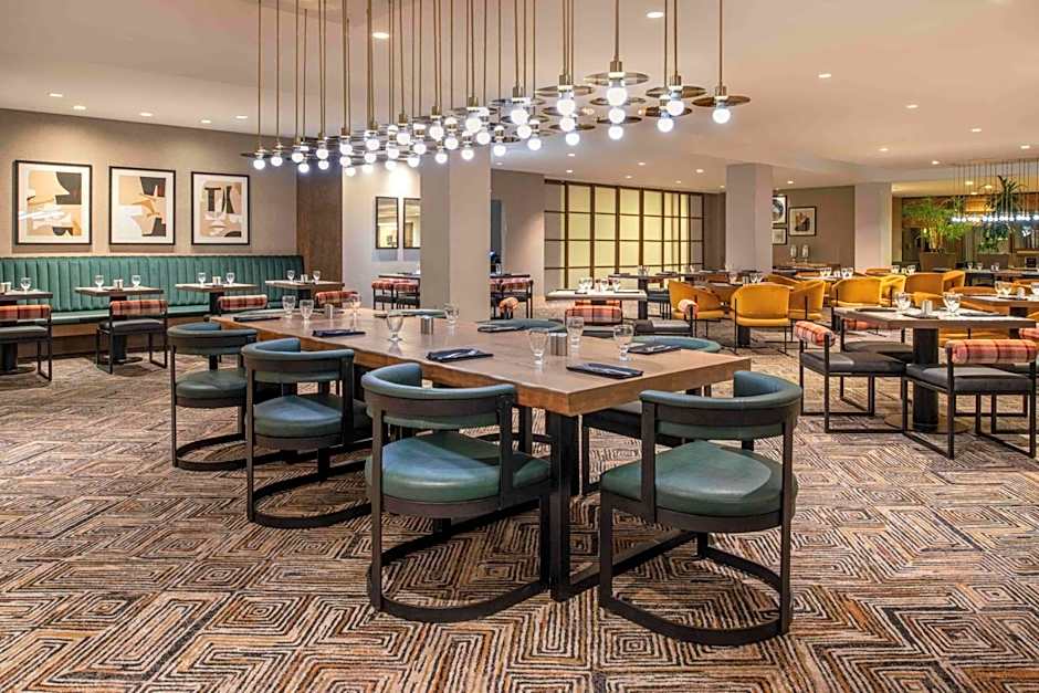 DoubleTree By Hilton Hotel San Francisco Airport