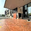 Le'genda Hotel
