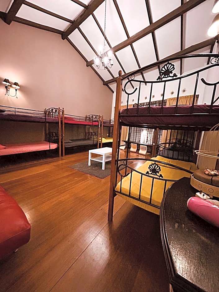 New Great Shanghai Female Hostel