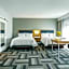Hampton Inn By Hilton & Suites Boston-Waltham
