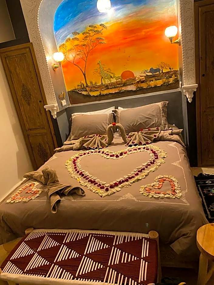 RIAD & SPA SOUS LE SOLEIL Chez Jérôme et Pamela Suite Africaine