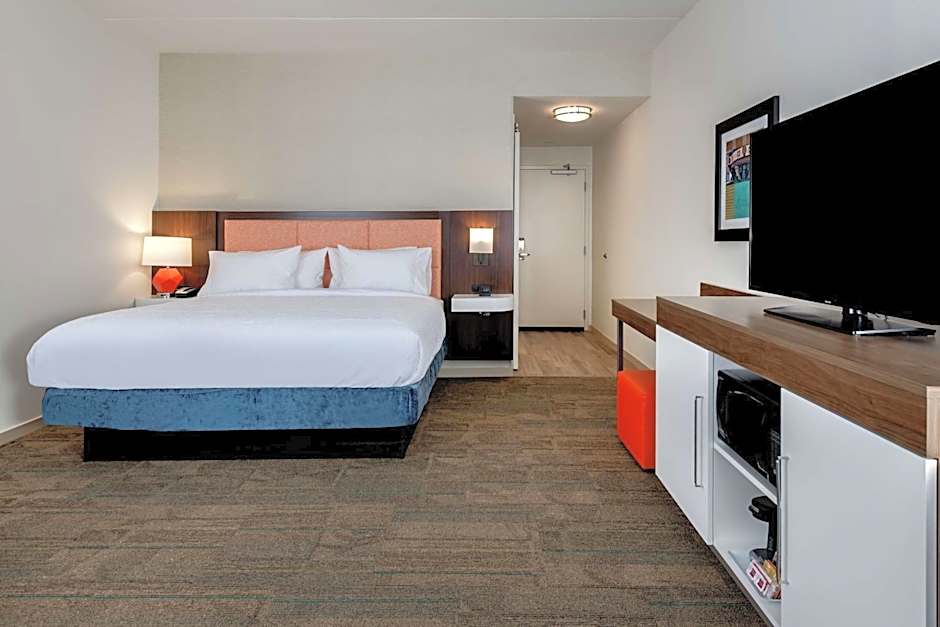 Hampton Inn By Hilton Baltimore Bayview Campus