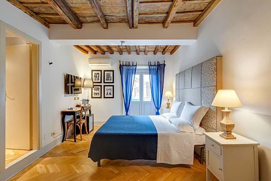 The Bluehostel