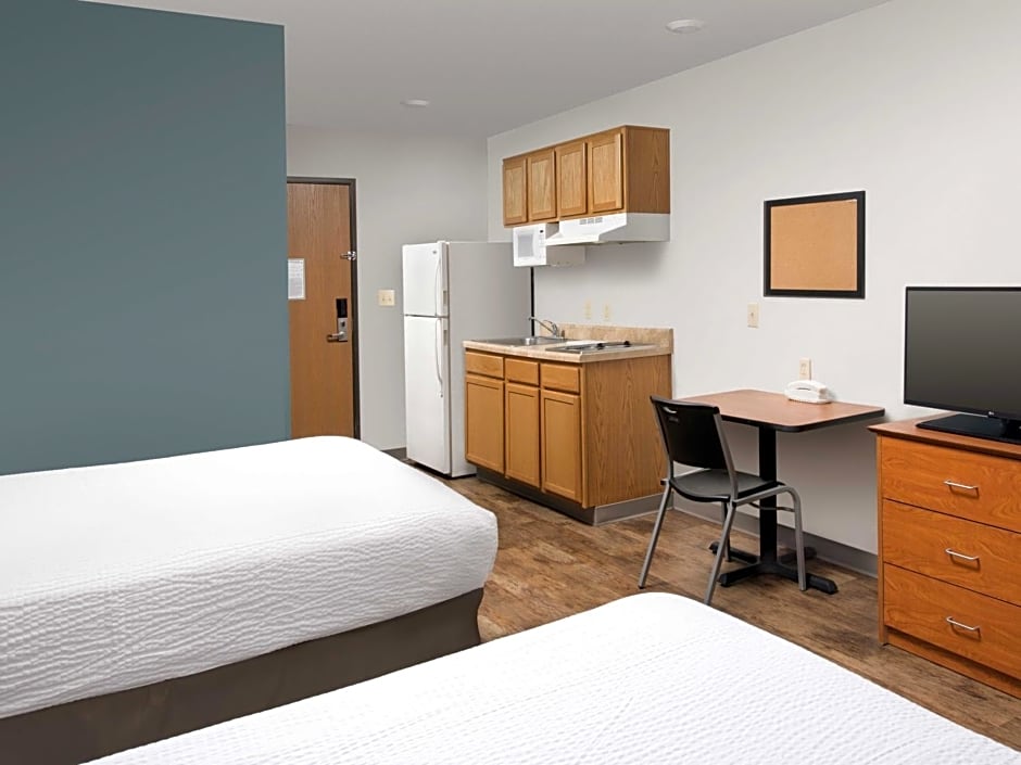 Extended Stay America Select Suites - Kalamazoo - West