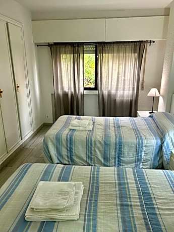 Apartment (2 Adults)