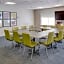 Holiday Inn Express Hotel & Suites Chickasha By IHG