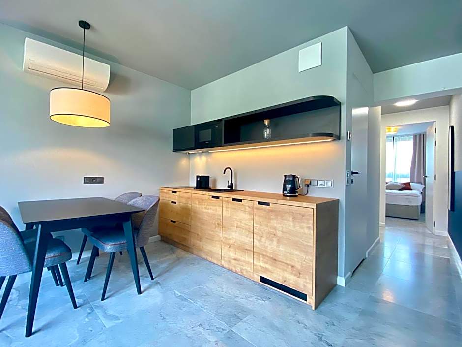 H11 Aparthotel