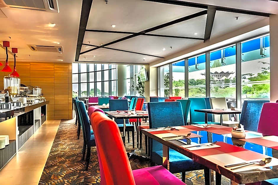 Astana Wing - Riverside Majestic Hotel