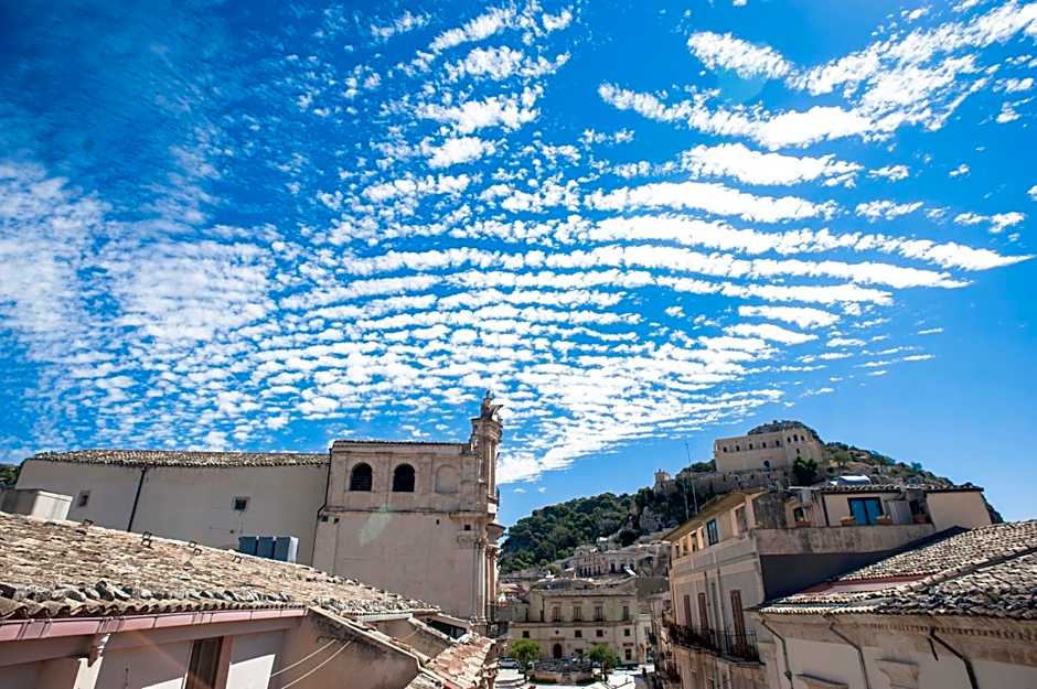 Palazzo Conti Camere & Suites