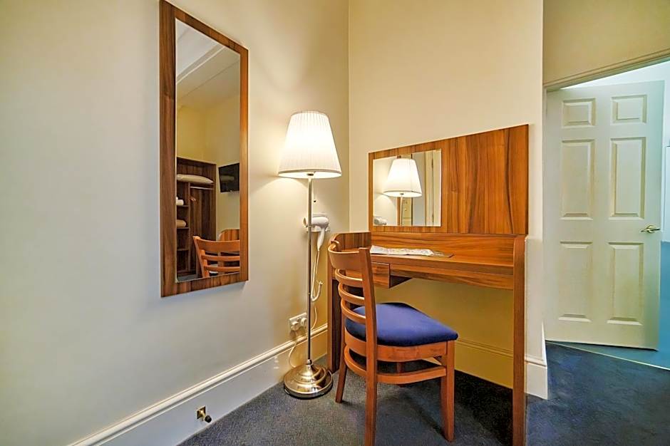 Discovery Inn - Leeds