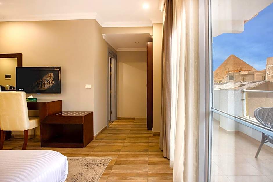 Mamlouk Pyramids Hotel