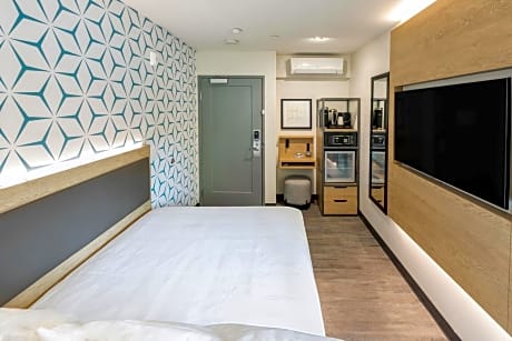 Standard Studio (Self Check-in with Virtual Front Desk)