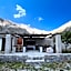 Birds Villa Apartments with Heated Pool - Including Car and Breakfast