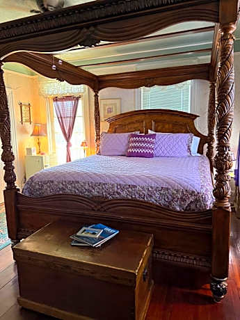 King Room with Balcony