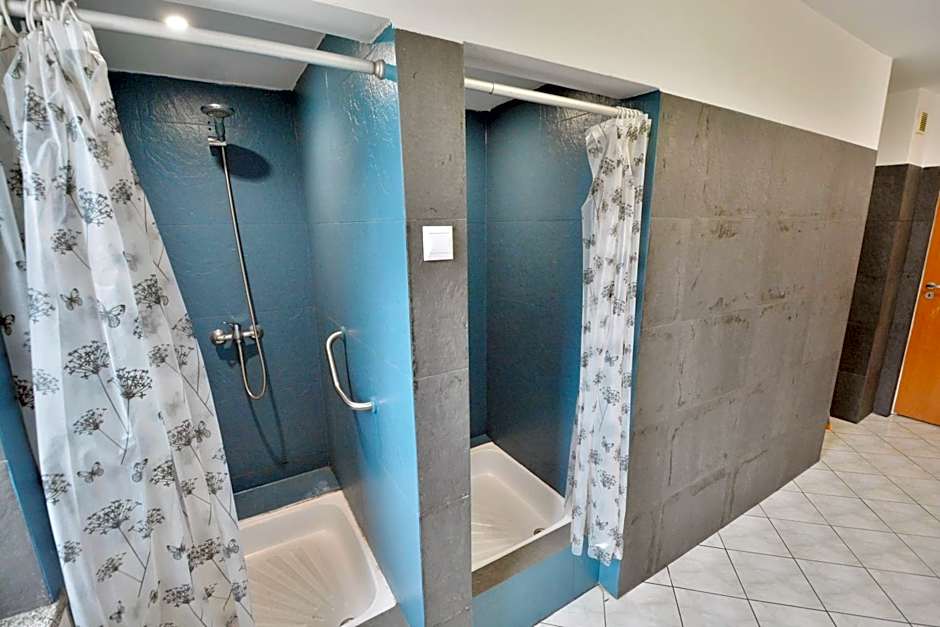 Foto 1 von 4 von Quadruple Room with Shared Bathroom