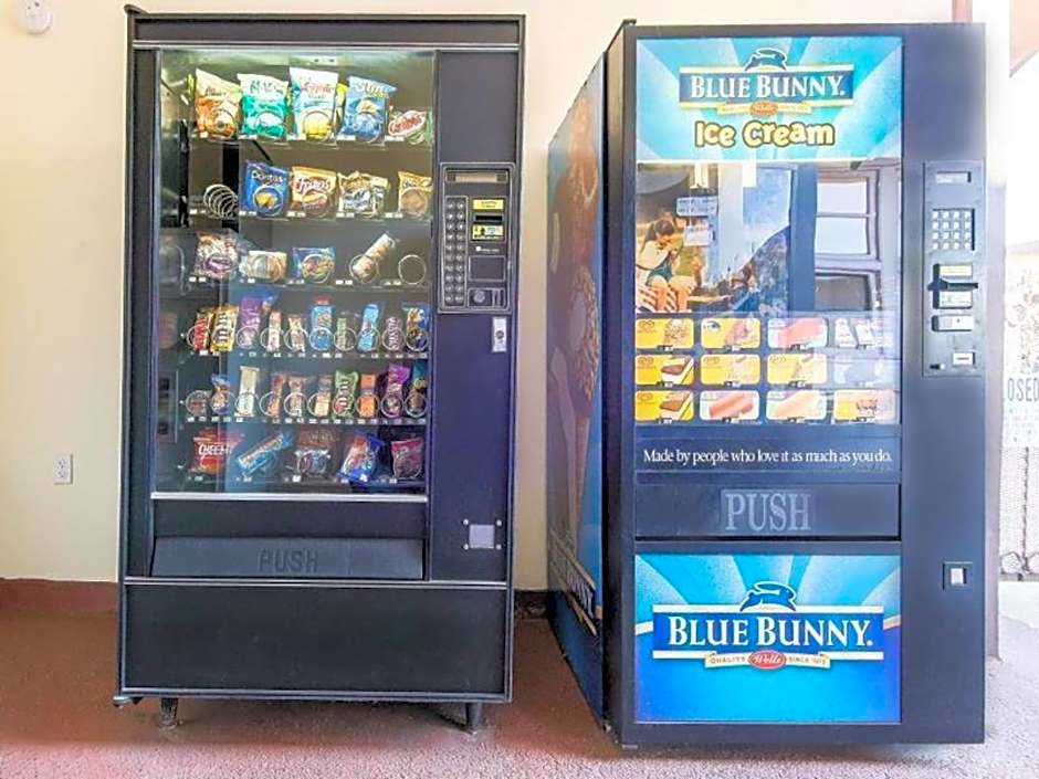 Sea Rock Inn-Los Angeles