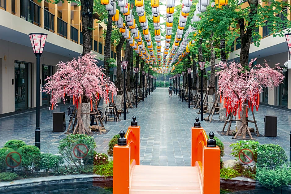 Lynn Times Thanh Thuy