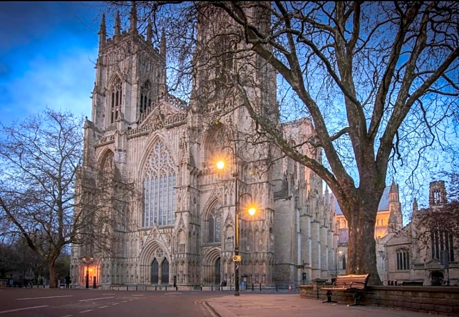 Vikings Apartment City Centre Exclusive Offers With Private Parking & Terrace