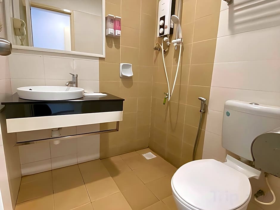 Havona Hotel @ Taman Tropika Kulai - Self Check In