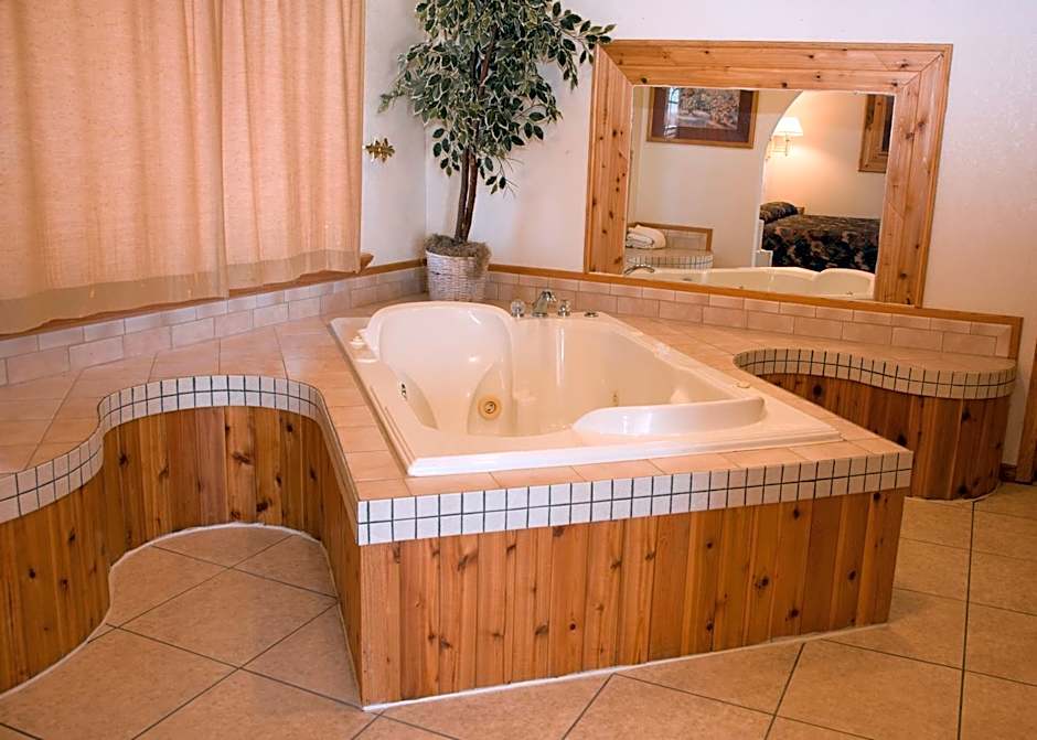 North Country Inn And Suites