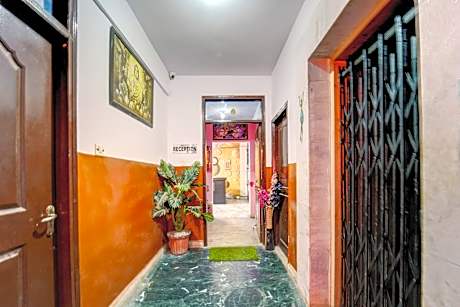 OYO 816383 Hotel New Savera