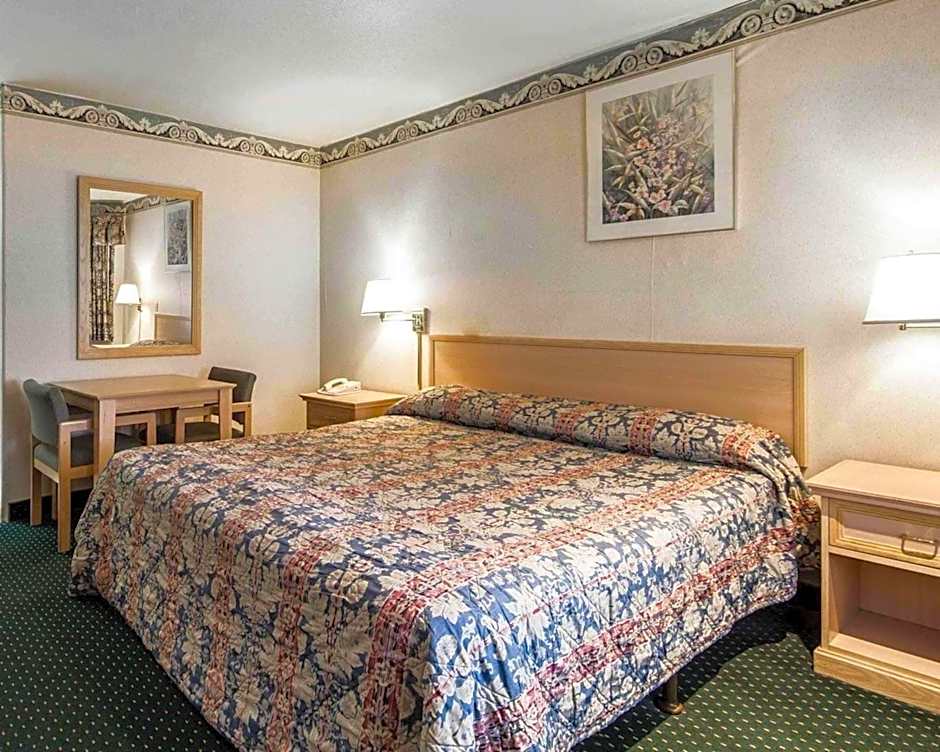 Rodeway Inn Monterey Near Fairgrounds